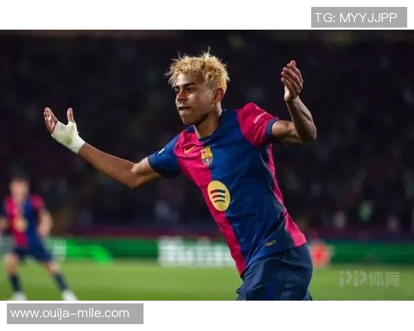 每体：皇马球迷一向宣扬A费是亚马尔克星，现在要见真章了